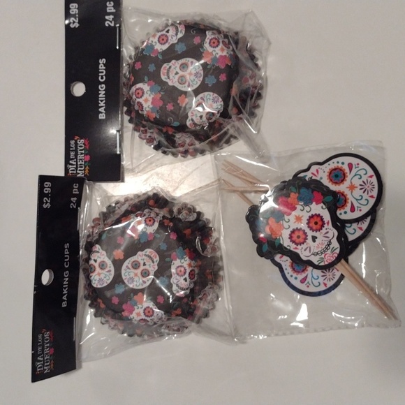 Holiday Baking Set Halloween and Christmas - Picture 2 of 11